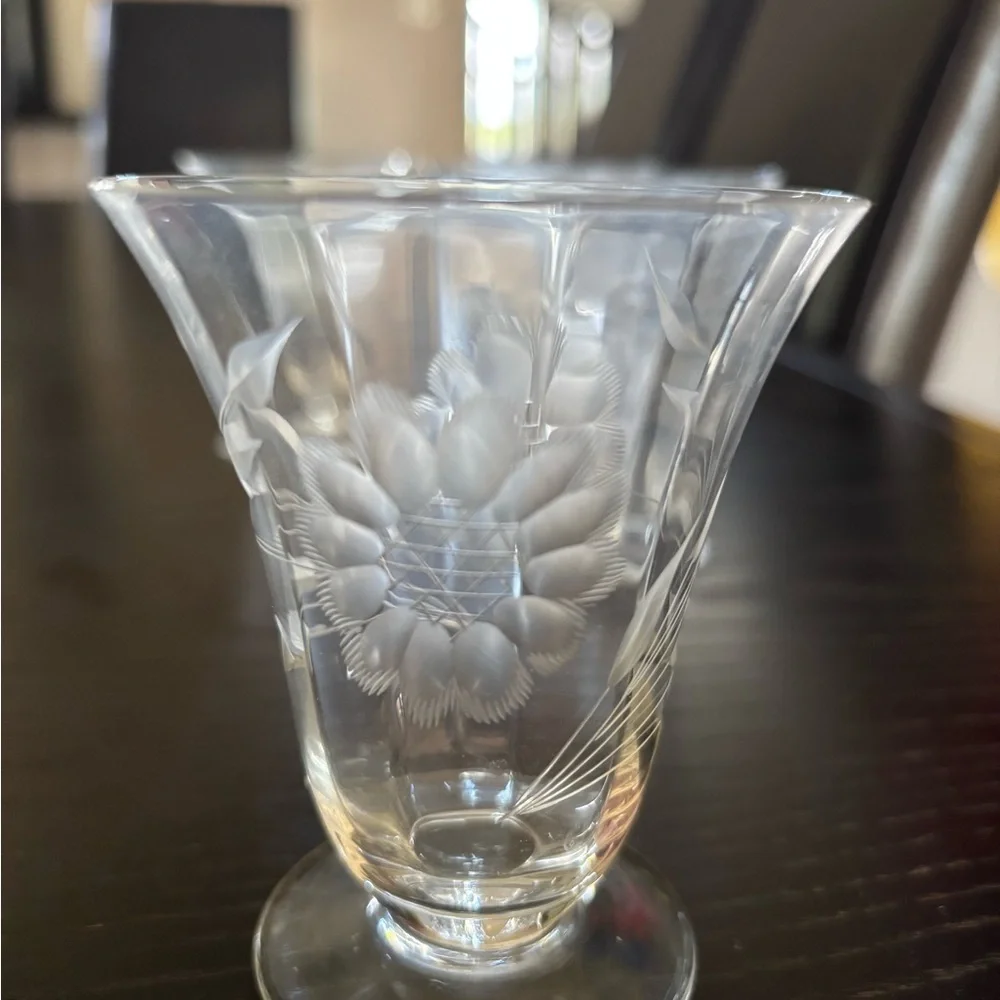 Vintage Cornflower Glassware - Picture 3 of 5